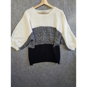 VTG Helen Sue Size Large Black & White Color Block Sweater